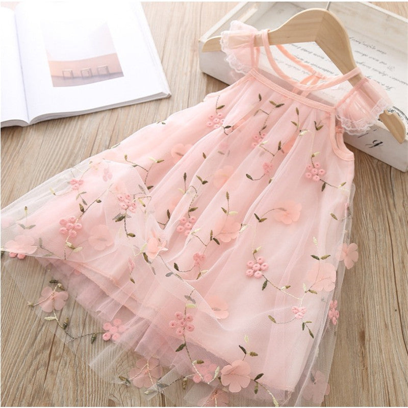 Sariza rózsaszín részletekkel ruha