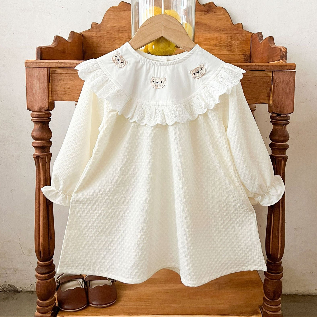 Rochie cu detalii Jolira Crem