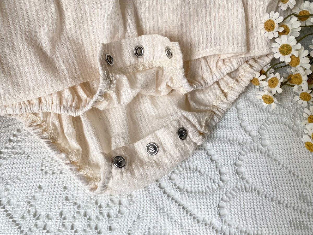 Avla részletes body krémszínű