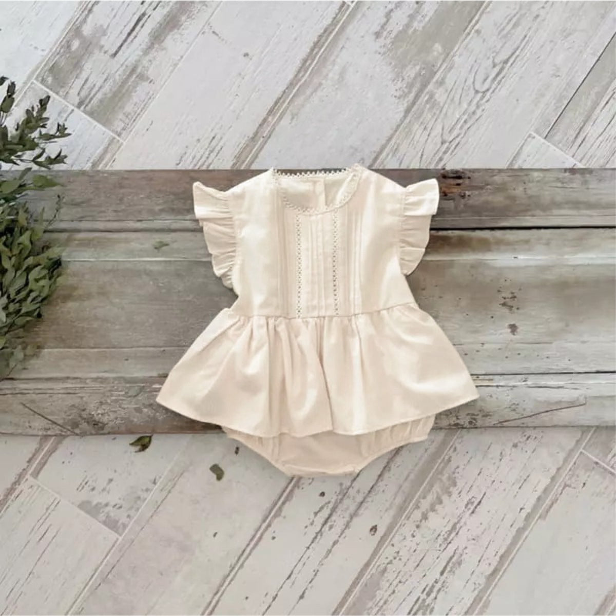 Avla részletes body krémszínű