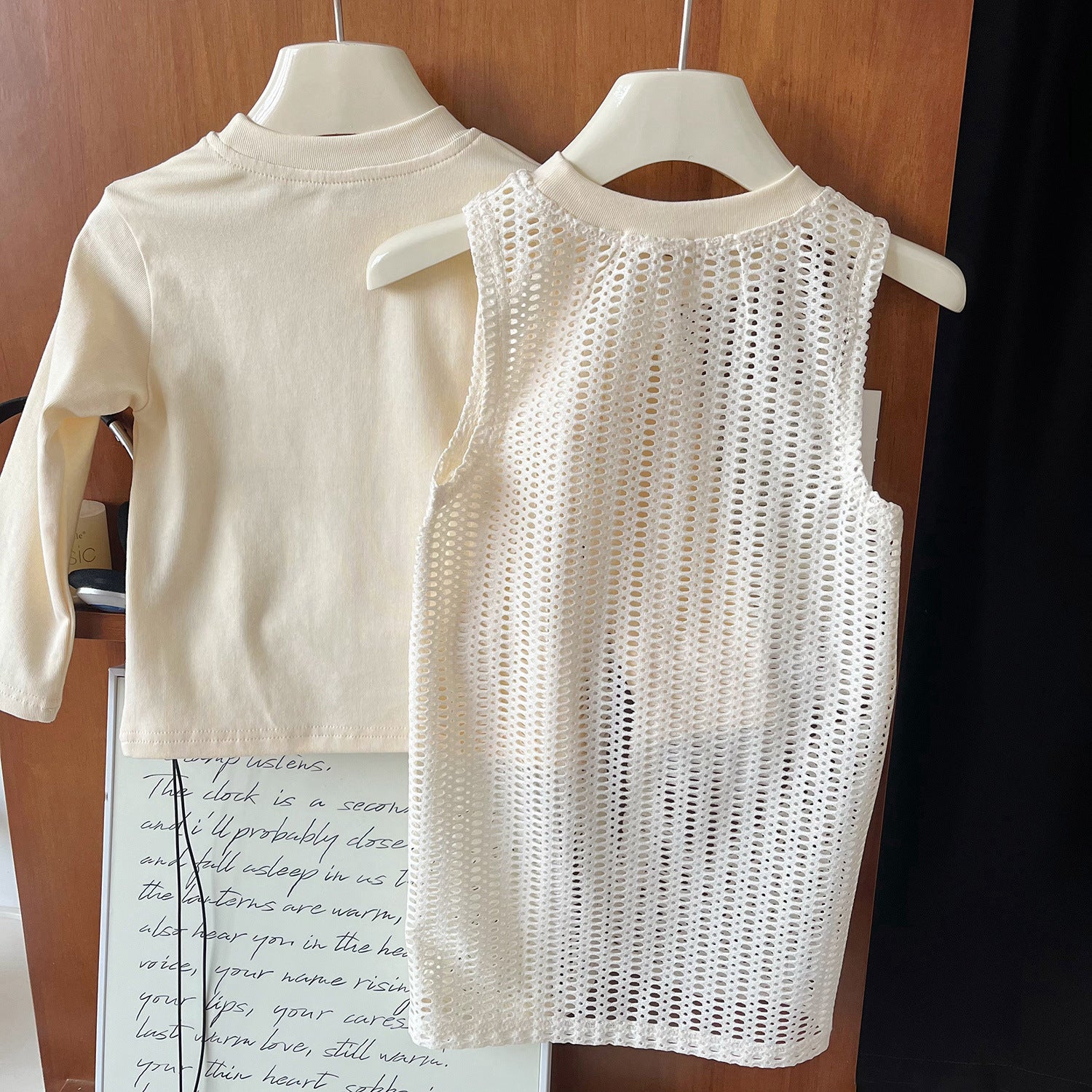 Set din trei piese Lyas