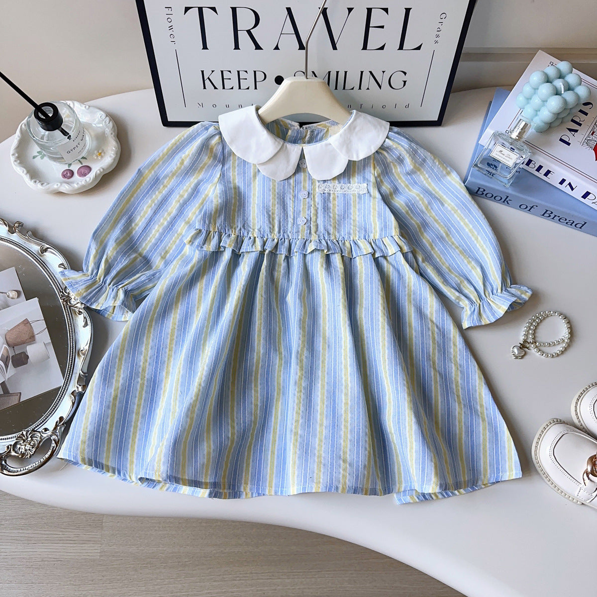 Syrel kék részletes ruha