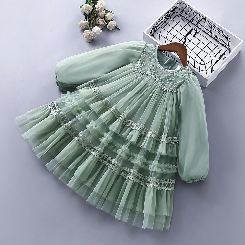 Elera zöld részletekkel díszített ruha