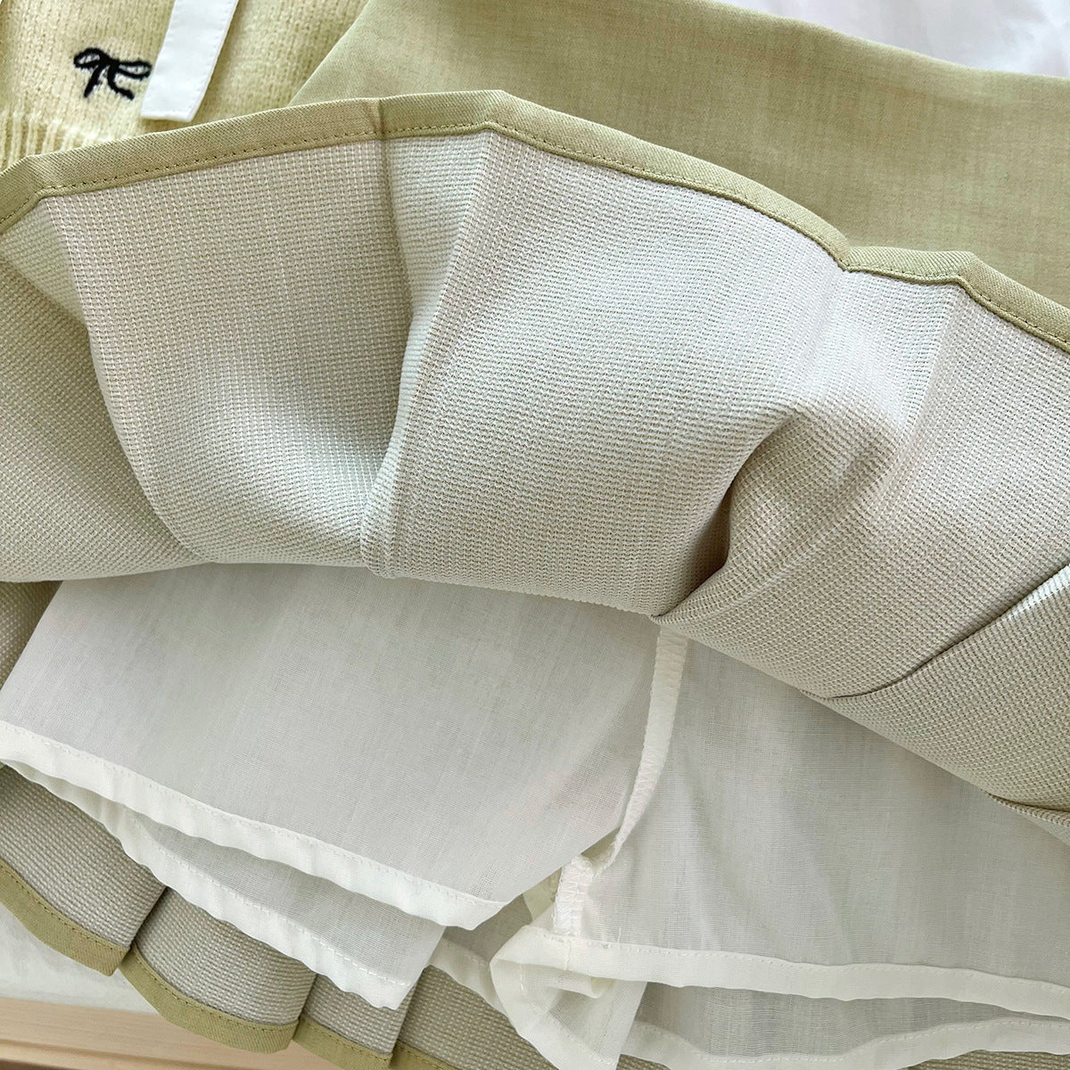 Abena zöld háromrészes szett