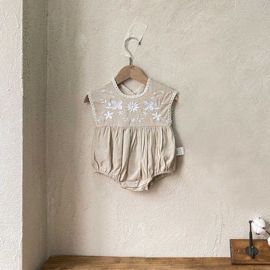 Casyra krémszínű body kalappal