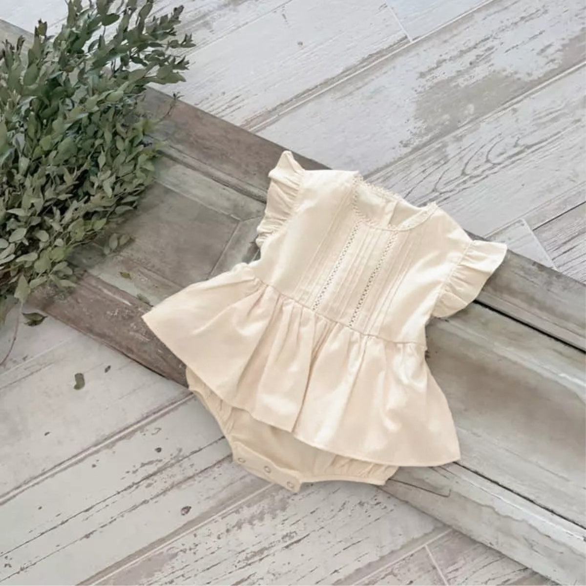 Avla részletes body krémszínű