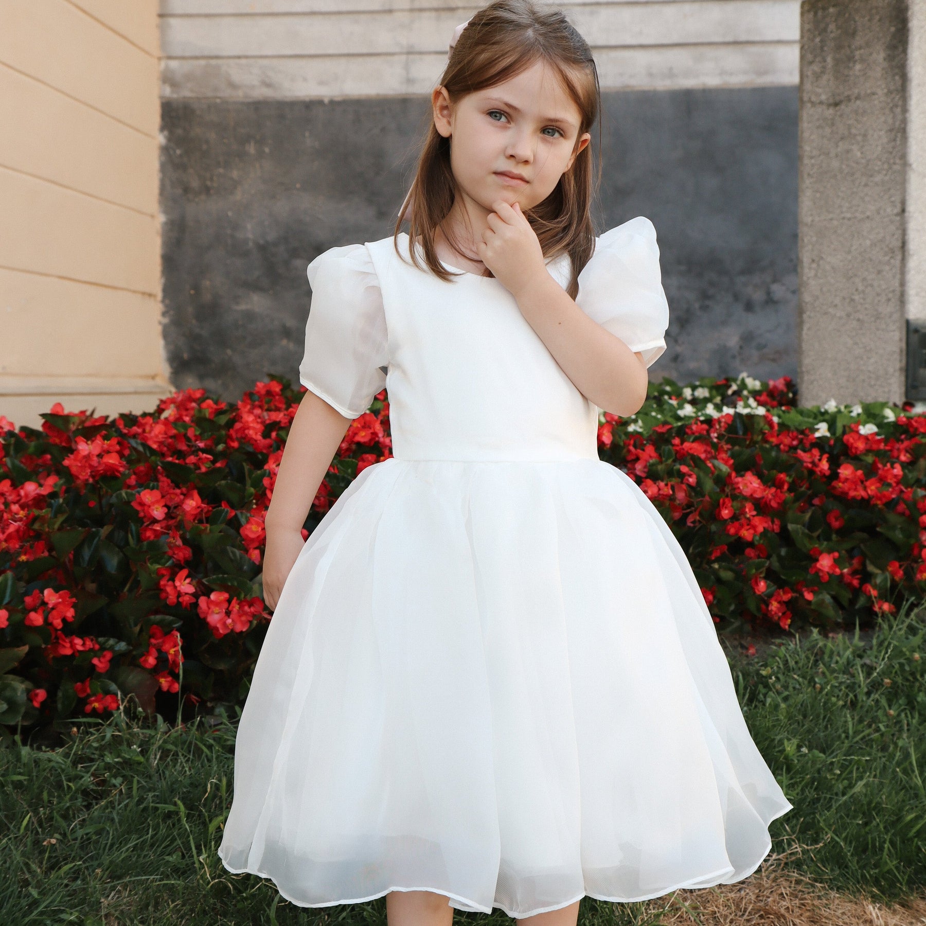 Rochie cu detailsi Ziala Alb