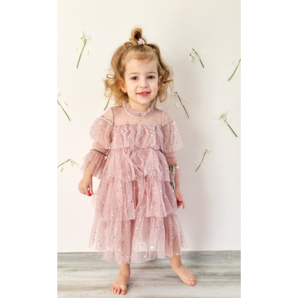 Olvera részletes rózsaszín ruha