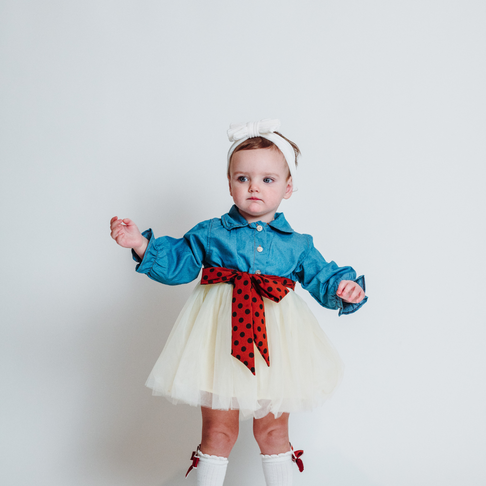 Lussy részletekkel díszített ruha