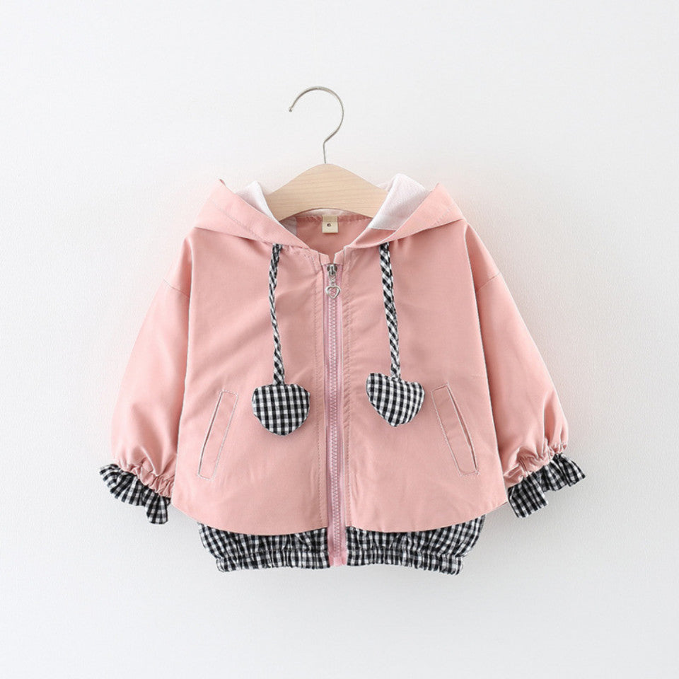 Reiza részletekkel díszített dzseki