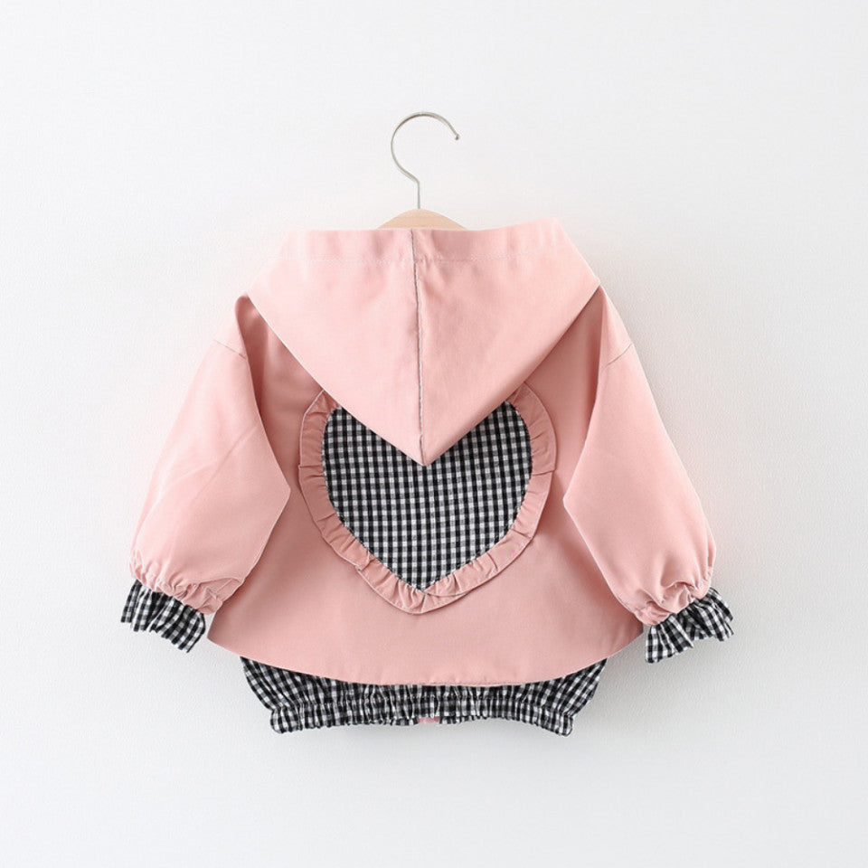 Reiza részletekkel díszített dzseki