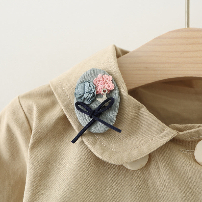 Bézs színű, bélelt ballonkabát estera díszítésekkel