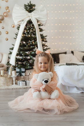 Desla narancssárga részletekkel díszített ruha