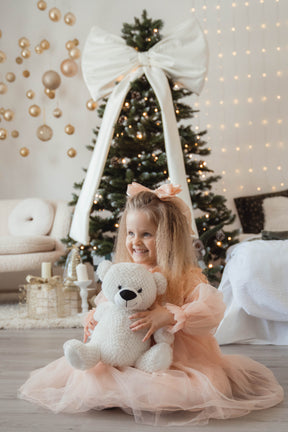 Desla narancssárga részletekkel díszített ruha