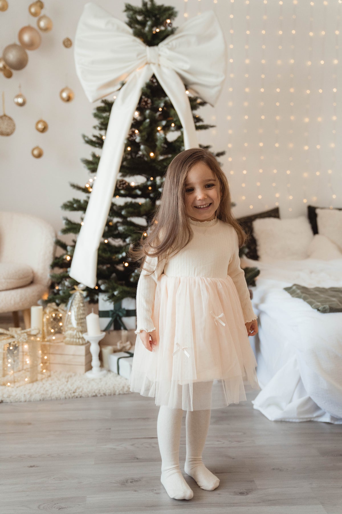 Raluca krém részletes ruha