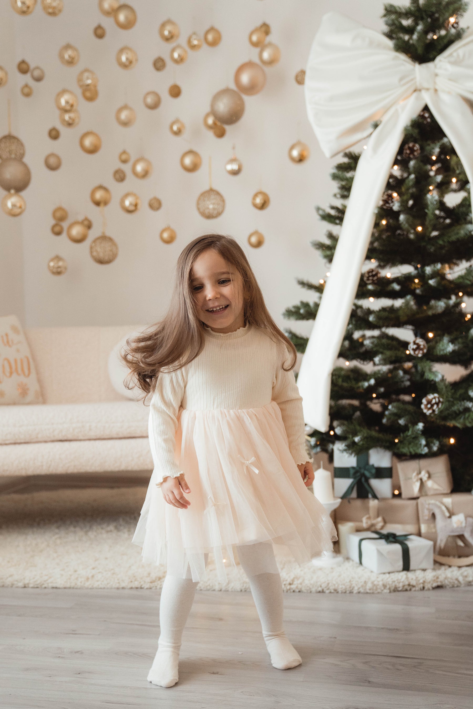 Raluca krém részletes ruha