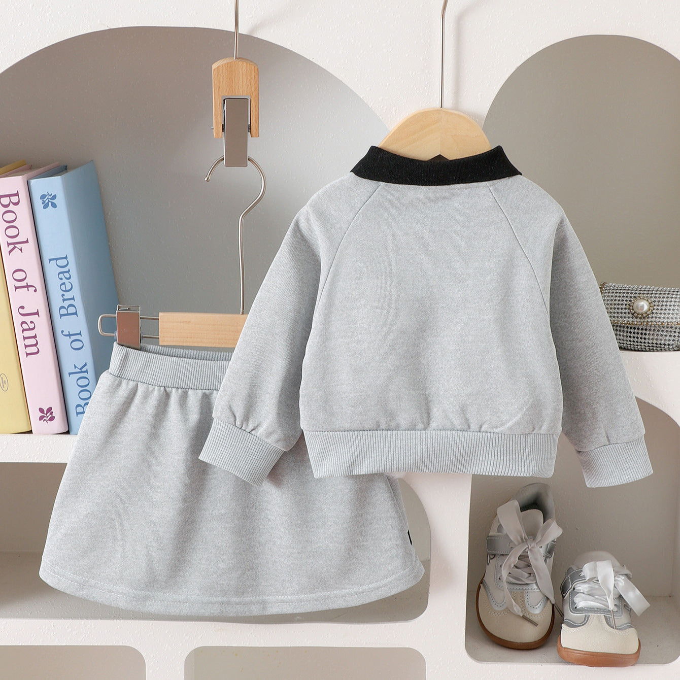 Set din doua piese Kaem