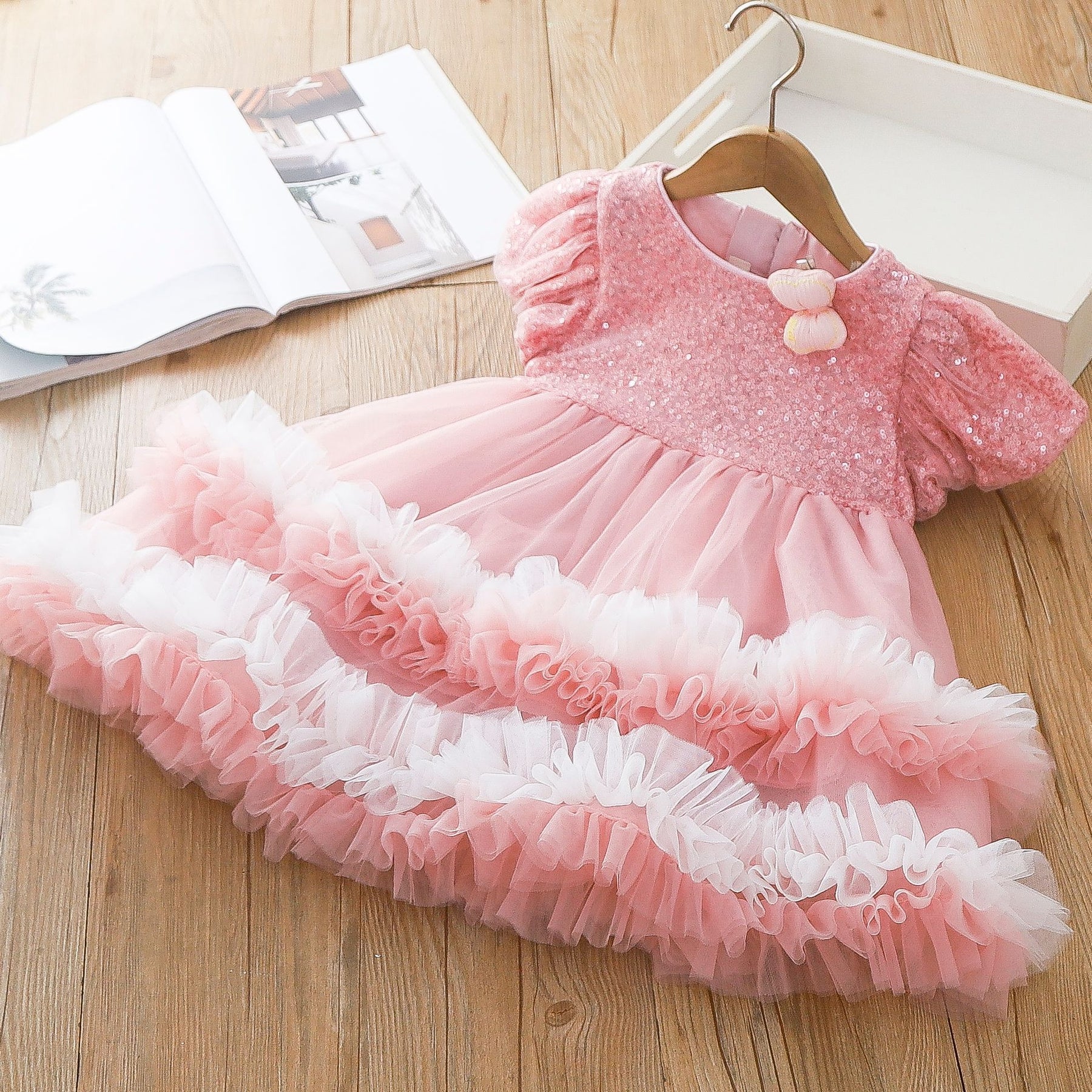 Rochie cu agrafa Elowen Roz