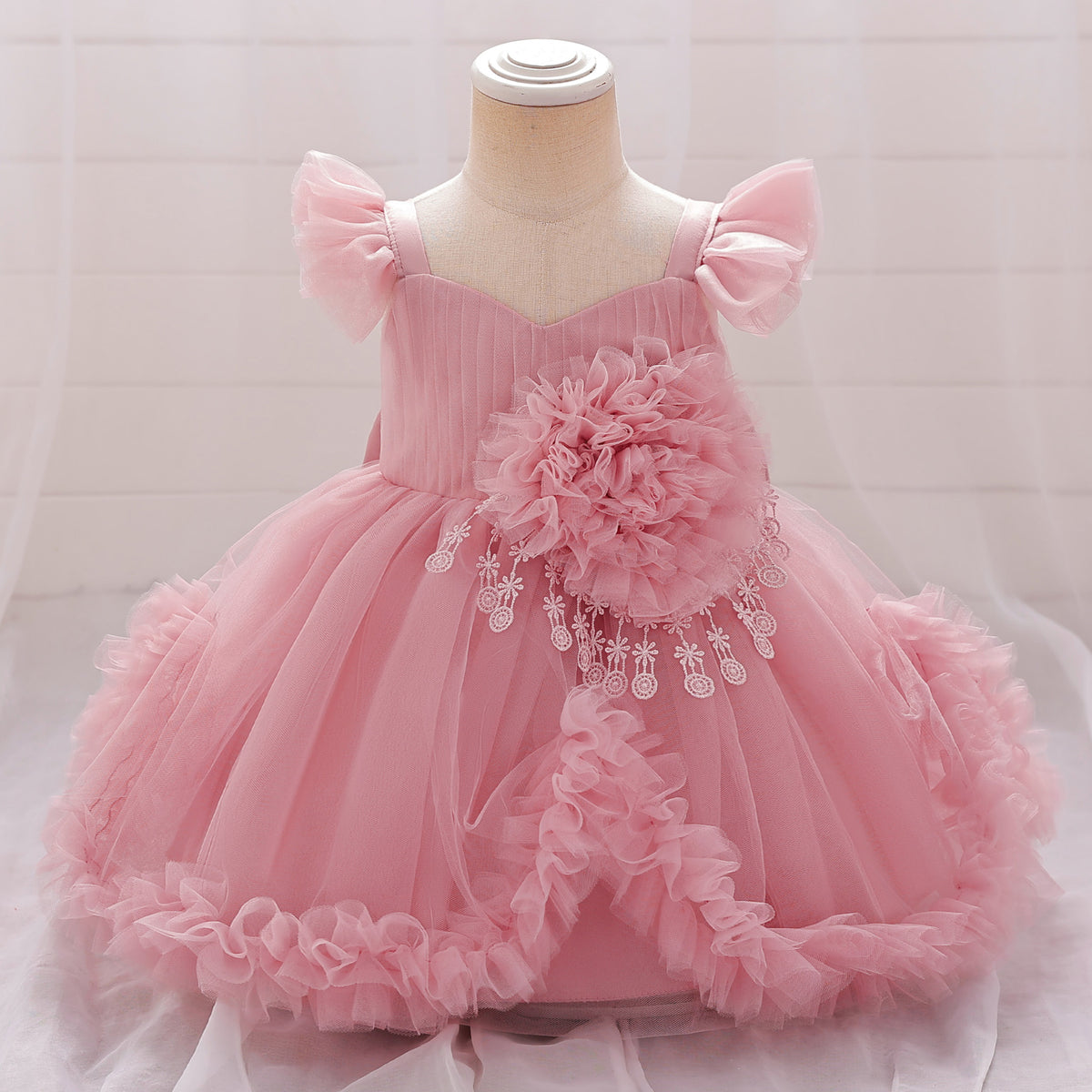 Rochie  cu detalii Adara Roz