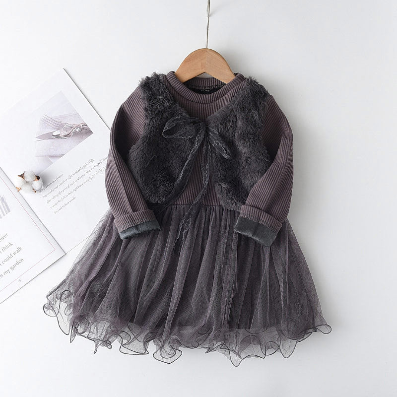 Rochie részletesen Rayna Gri