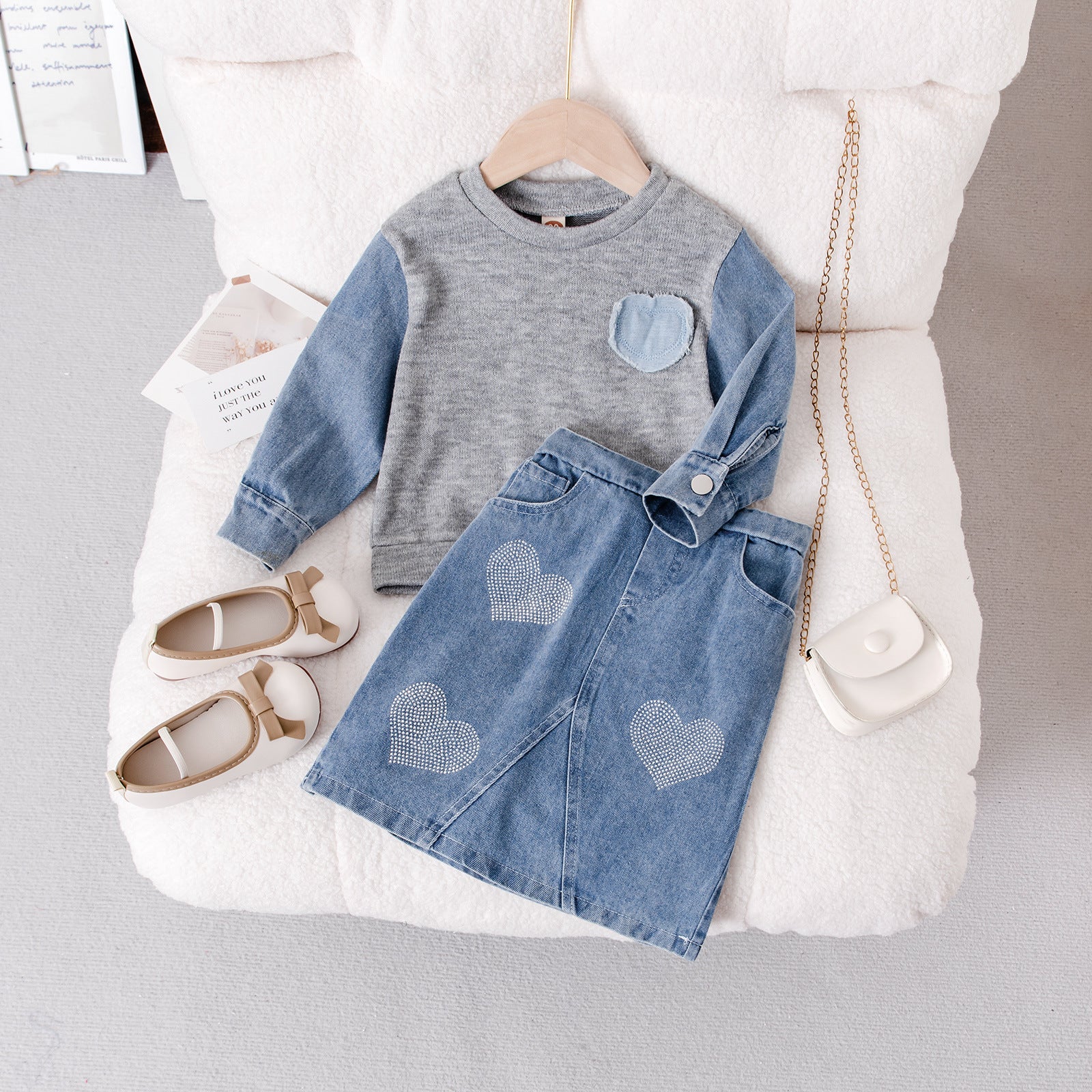 Set din doua piese Larnea