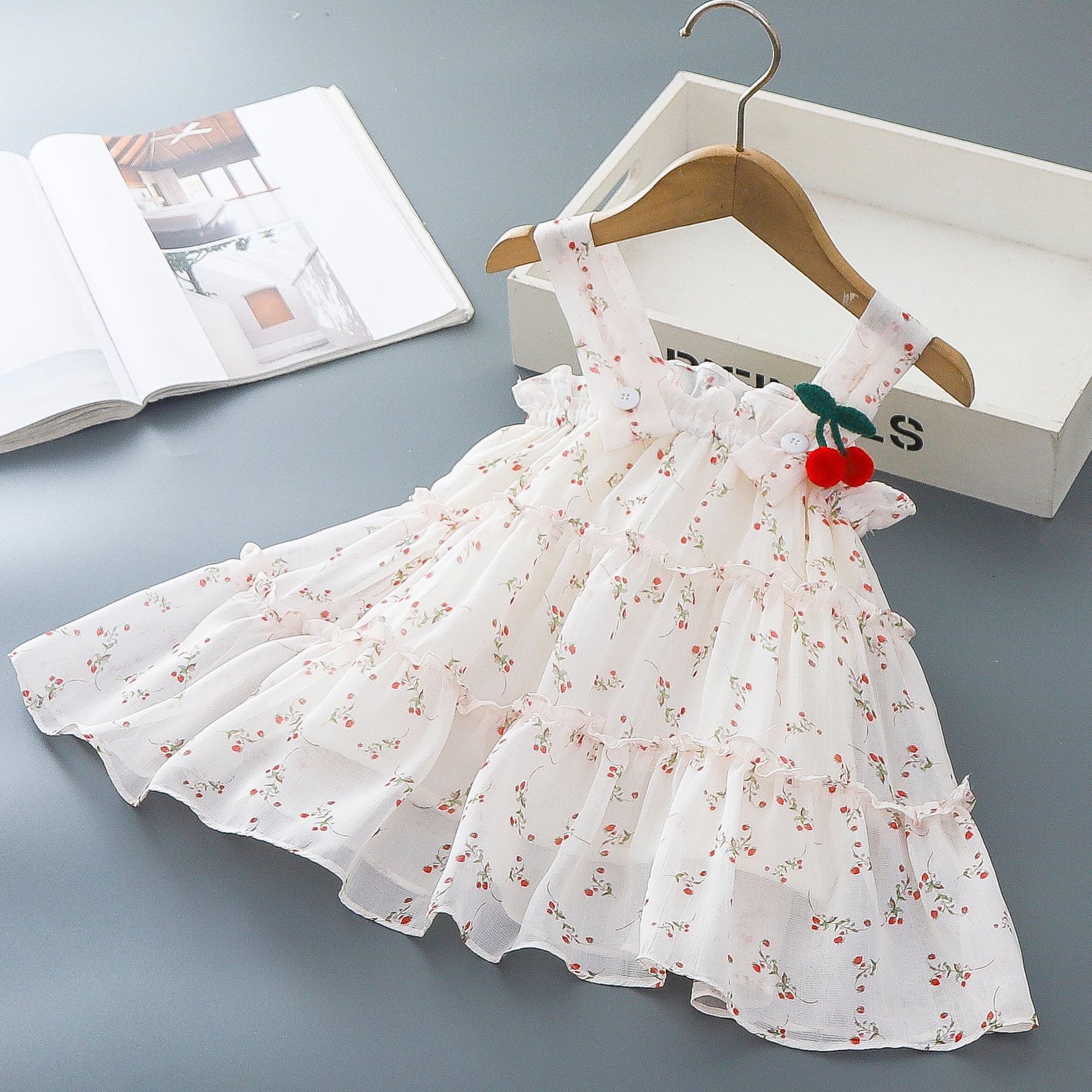 Rochie cu palarie Nimbo