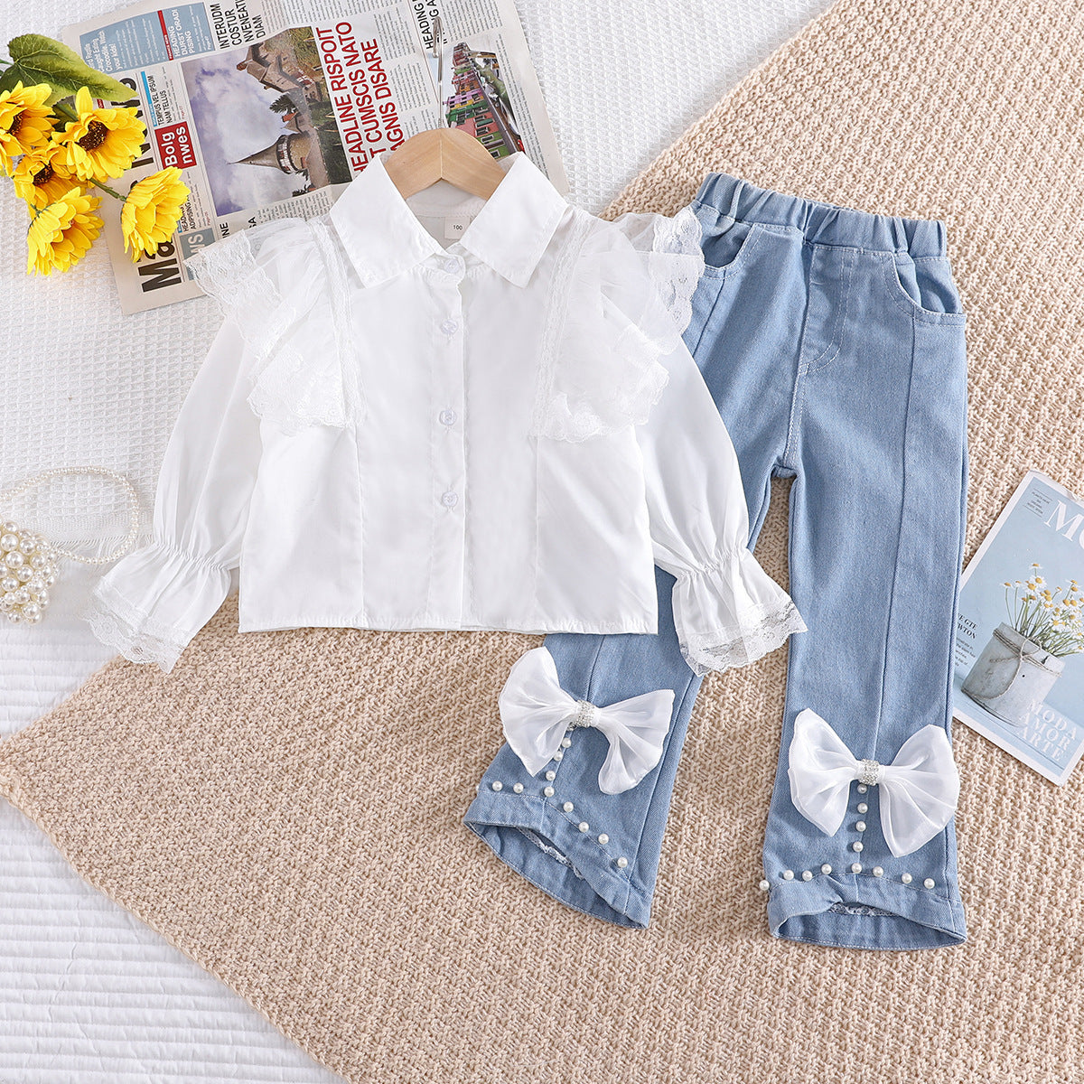 Állítsa be a din doua piese Anaria