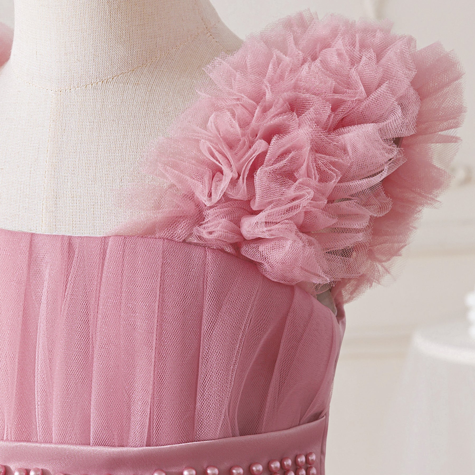 Rochie cu detalii Reben Roz