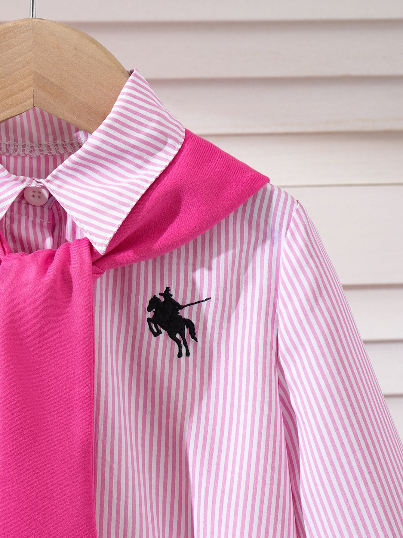 Rochie cu detalii Sinia Roz