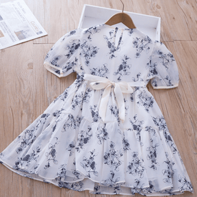 Rochie cu detailsi Anzena
