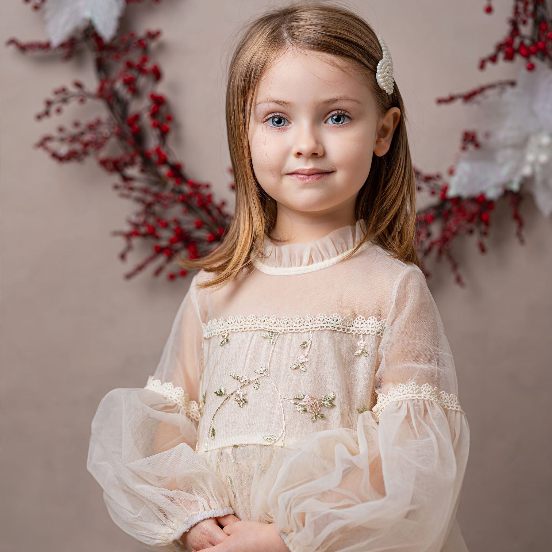 Altea részletekkel díszített ruha