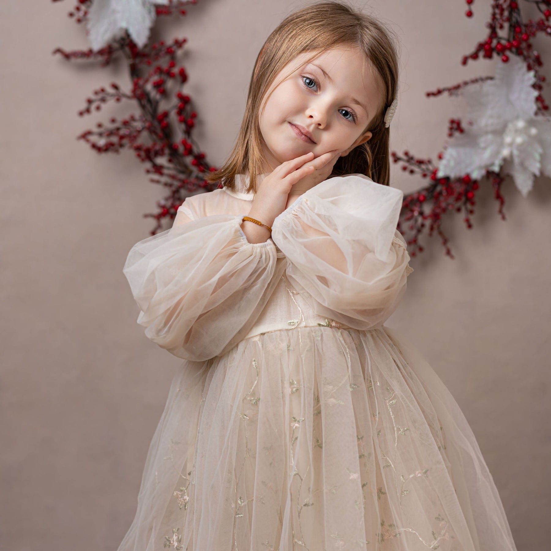 Altea részletekkel díszített ruha