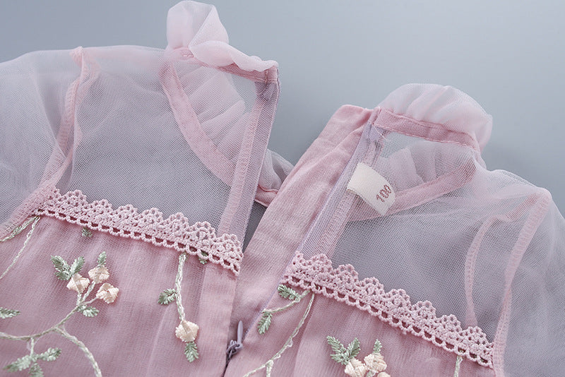 Rochie cu detailsi Altea Roz